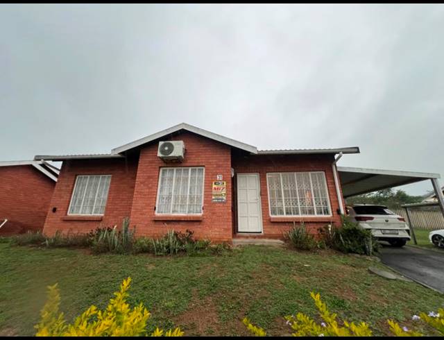 3 BEDROOM TOWNHOUSE FOR SALE IN LINCOLN MEADE